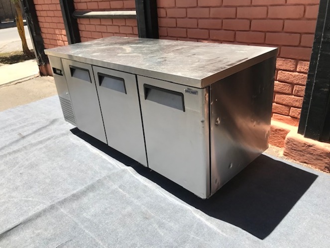 Meson Acero Inoxidable Refrigerado / Prowat / 3 Puertas / Usado / 3387  #3