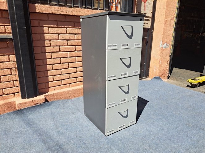 Kardex Madera Gris / 4 cajones / Alto 1.36 Mt. / Usado #2
