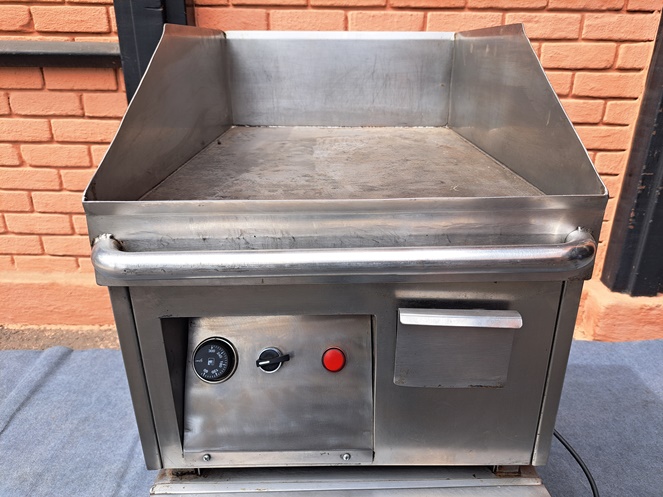 Plancha Churrasquera Industrial / Acero Inoxidable / Electrica 380 volt / Usada / 1 #4