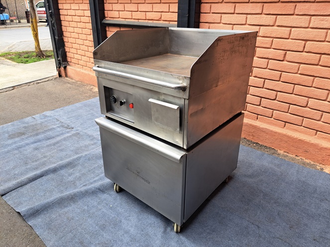 Plancha Churrasquera Industrial / Acero Inoxidable / Eléctrica 380 volt / Usada / 3 #3