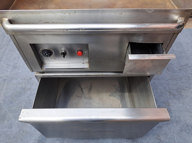 Plancha Churrasquera Industrial / Acero Inoxidable / Eléctrica 380 volt / Usada / 3 #6