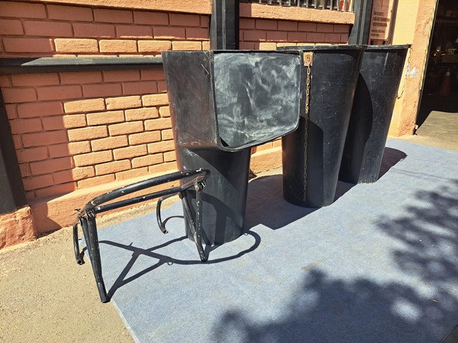 Bajada de Escombros (Kit: 1 Tolva, 2 ductos rectos, 1 soporte metálico) Usado #2