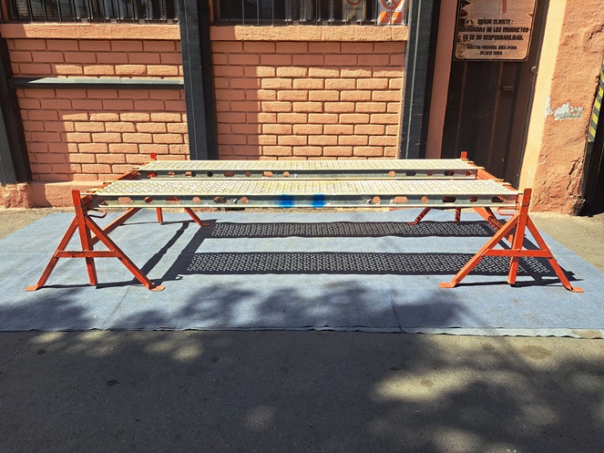 Juego Caballete Andamio Yeseros Pintados / Con 02 plataformas 2.220 mm. / Usados #2