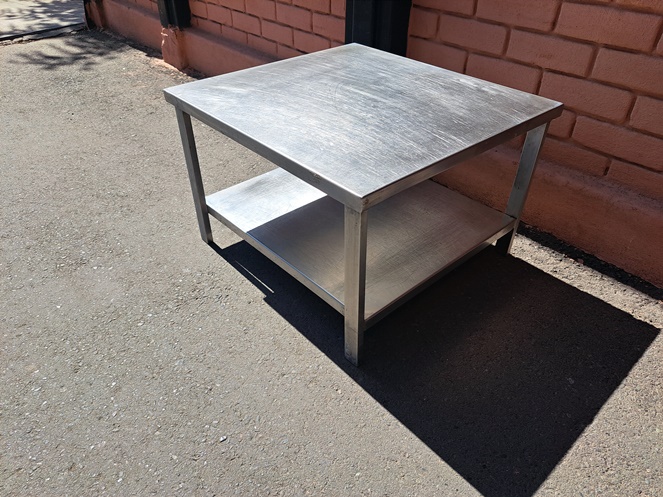 Mesa Acero Inoxidable / doble cubierta / Usada / 2 #3