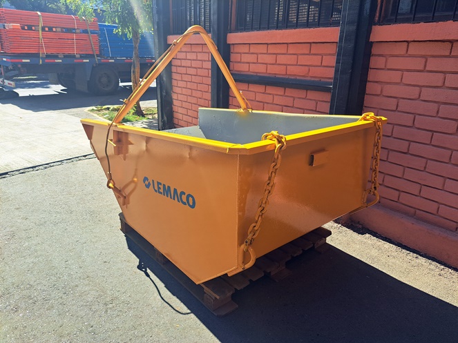 Capacho para escombros / Capacidad 750 Lts. aprox. / Usado #3