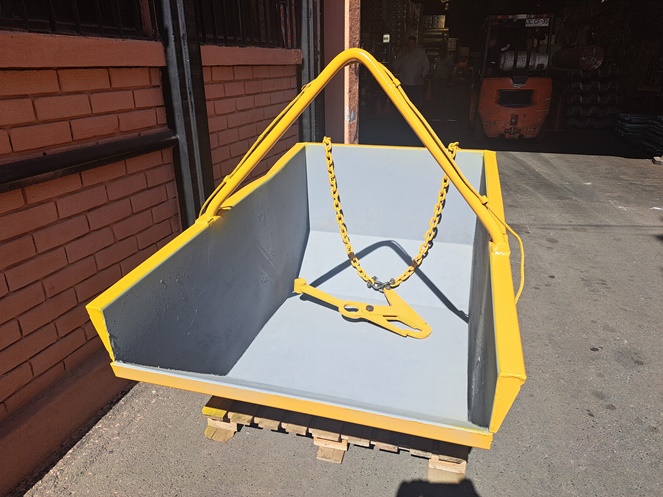 Capacho para escombros / Capacidad 750 Lts. aprox. / Usado #5