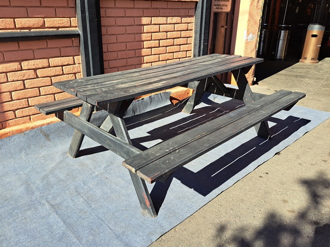 Mesa Madera para exterior / Usado #2