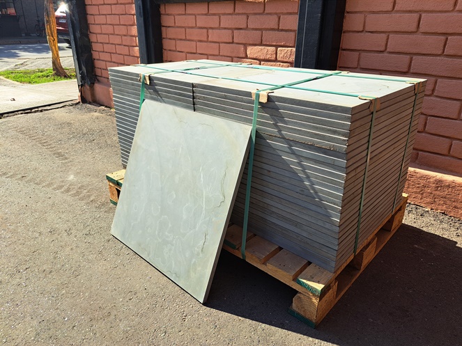 Pallet Piedra Pizarra Antideslizante / 600 x 600 x 20 mm Aprox. #9