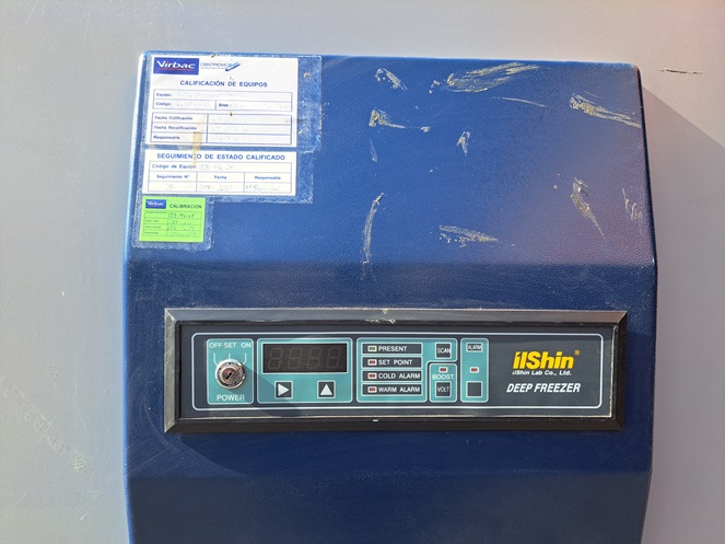 Congelador Industrial Vertical / Ilshin / Modelo DF8514 / Usado #4