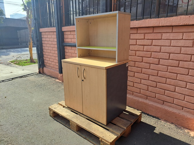 Estante 2 puertas madera / usado #3