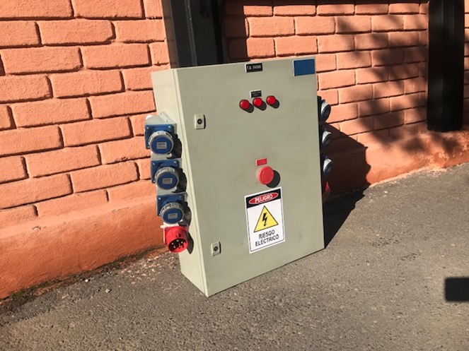 Gabinete metálico / tablero eléctrico 2 puertas / 700 x 500 x 200 IP65 (modelo 2)  #2