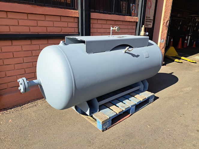 Estanque Acero Galvanizado Aire Comprimido / 900 lts aprox / Usado (1) #2