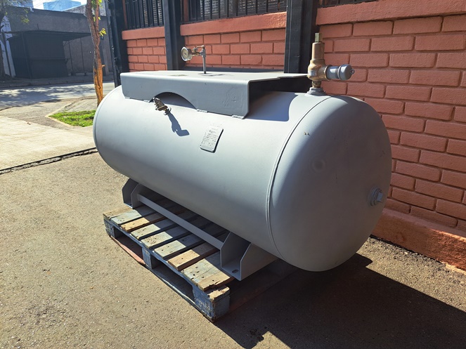 Estanque Acero Galvanizado Aire Comprimido / 900 lts aprox / Usado (1) #3
