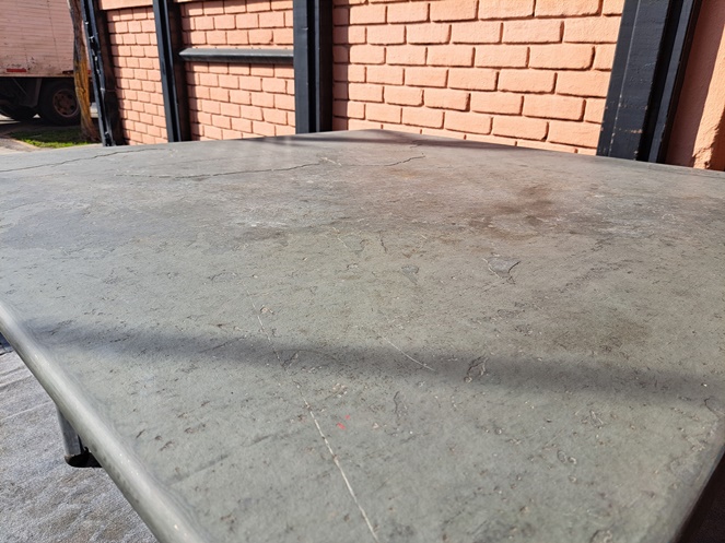 Mesa Cubierta Piedra Pizarra, base Metálica / N8 / Usado #4