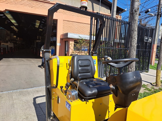 Rodillo Doble Tambor Hombre a Bordo / Motor Diesel  #4