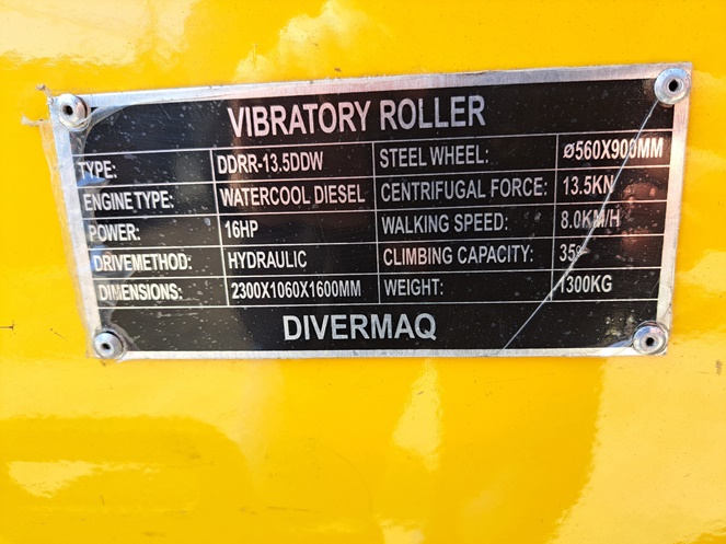 Rodillo Doble Tambor Hombre a Bordo / Motor Diesel  #8