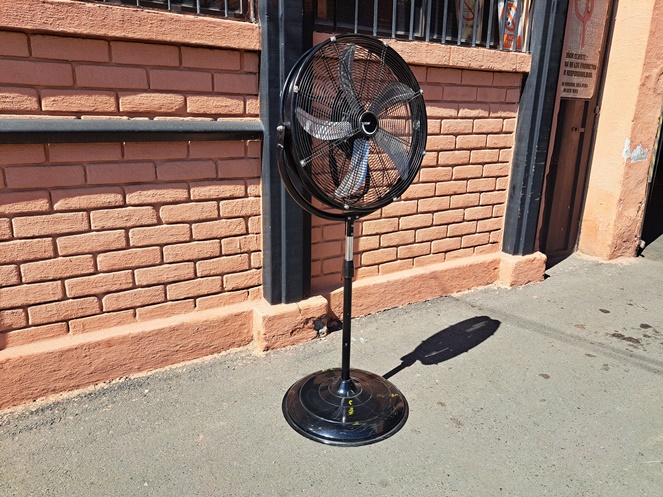 Ventilador Industrial de pedestal / Usado / N2 #2