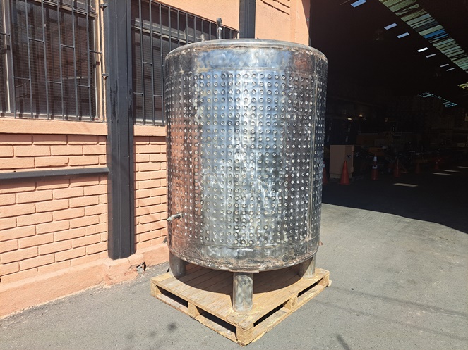 Estanque Acero Inoxidable /  Doble Camisa / 2.200 lts aprox. / Usado #2