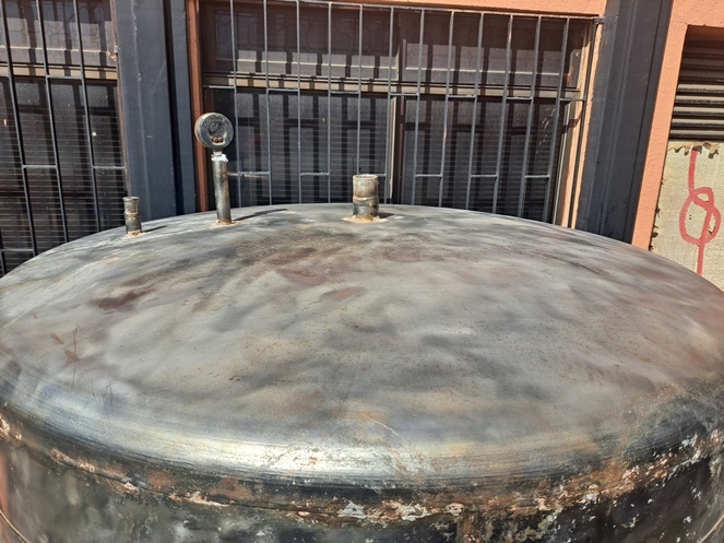 Estanque Acero Inoxidable /  Doble Camisa / 2.200 lts aprox. / Usado #6