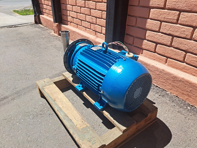 Motobomba Centrifuga  / Acero Inoxidable / Marca WEG / Usada #3