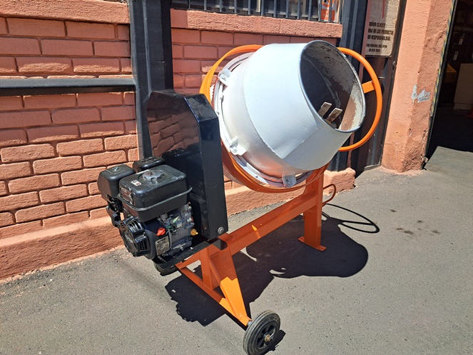 Trompo Concretero 120 lts / Motor Bencinero 6,5 Hp 