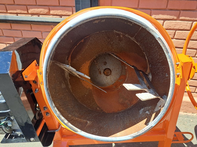 Trompo Concretero 120 lts / Motor Bencinero 6,5 Hp 