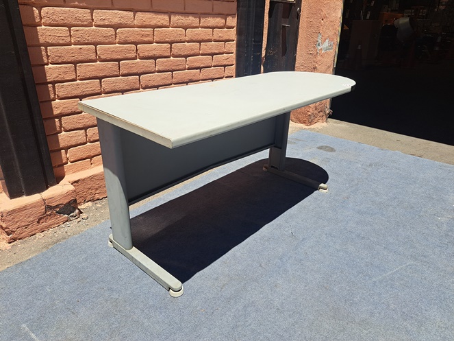 Mesa Escritorio Estructura Metálica Cubierta Melamina / Usada / N5 #2