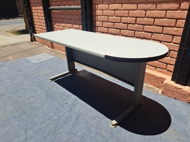 Mesa Escritorio Estructura Metálica Cubierta Melamina / Usada / N5 #3