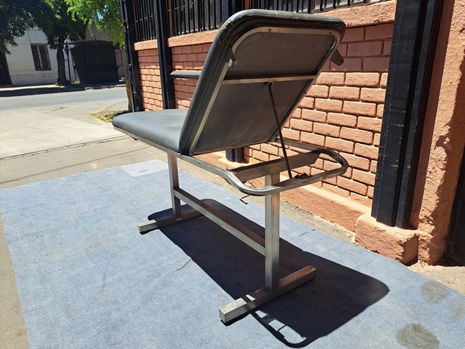 Camilla Clínica Estructura Acero Inoxidable / Usada #4