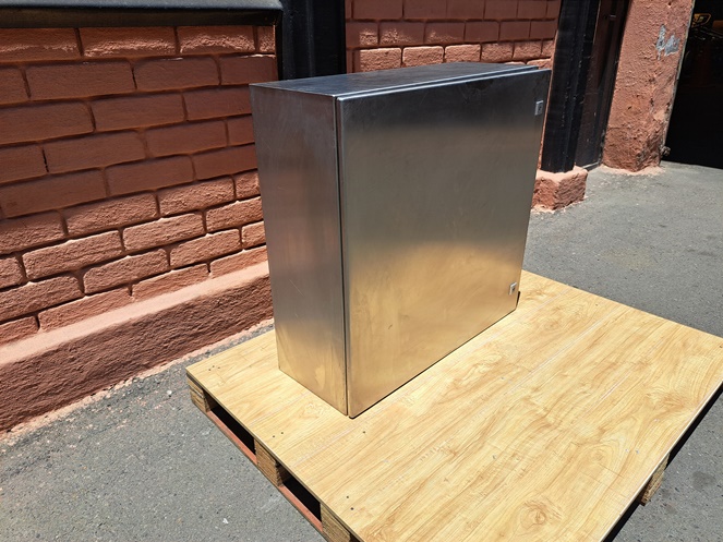 Gabinete Acero Inoxidable / 1 puerta / 760 x 760 x 300 mm. #2