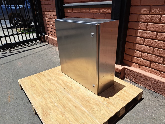 Gabinete Acero Inoxidable / 1 puerta / 760 x 760 x 300 mm. #3