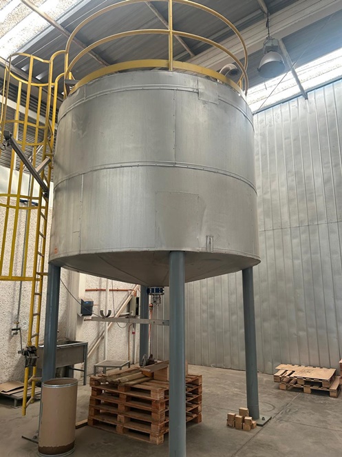 Estanque Acero Inoxidable /Doble Camisa / 15.000 lts aprox / Usado #4