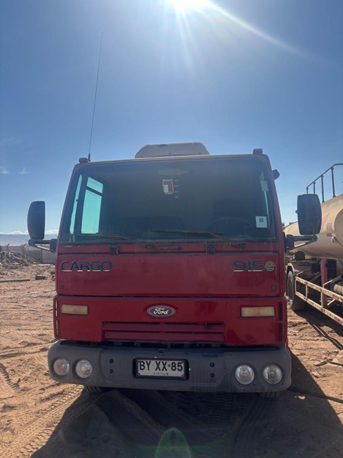 Camion Ford / modelo Cargo 915E / Año 2010 / Usado #3