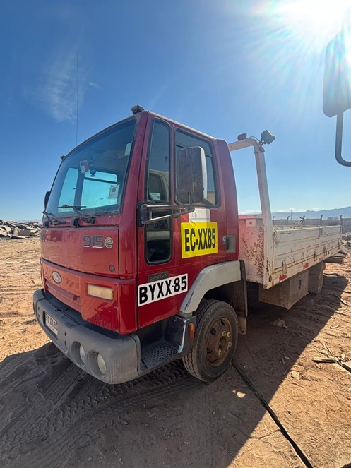 Camion Ford / modelo Cargo 915E / Año 2010 / Usado #4