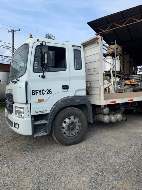 Camion Hyundai / Modelo HD500 / año 2008 / Usado #4