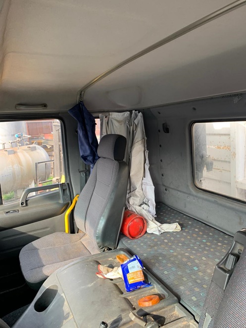 Camion Hyundai / Modelo HD500 / año 2008 / Usado #11