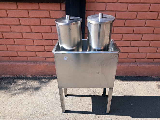 Deposito Acero Inoxidable con 2 depositos con tapa / N2 / Usado