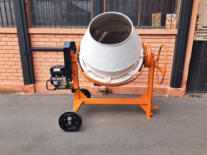 Trompo Concretero 400 lts. Motor bencinero 6.5 Hp / Marca Kohler / Usado 